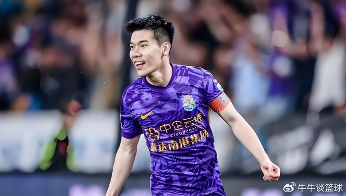 津门虎遭重创被扣10分 于根伟帅位悬于一线