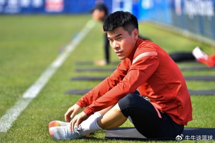 津门虎遭重创被扣10分 于根伟帅位悬于一线